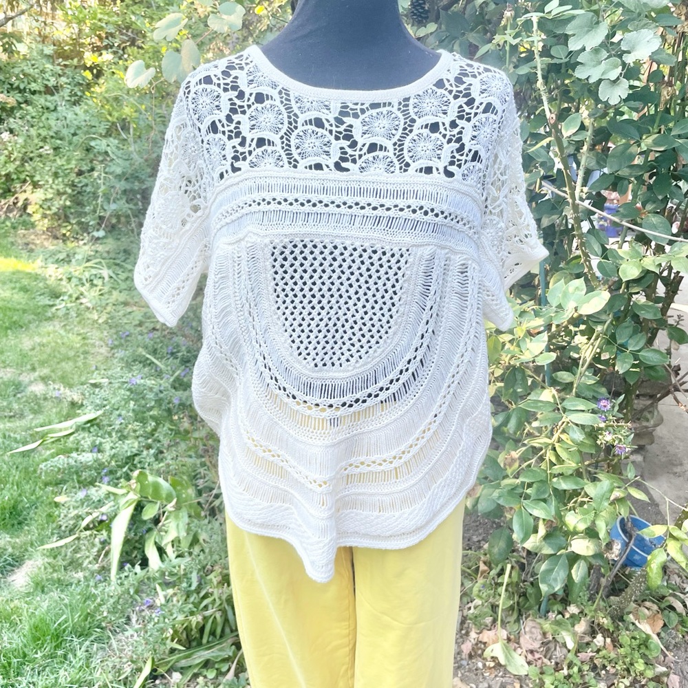 Chino's Boho knitted top